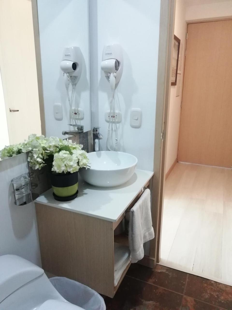 Aparthotel Apartasuite Laureles Cmc