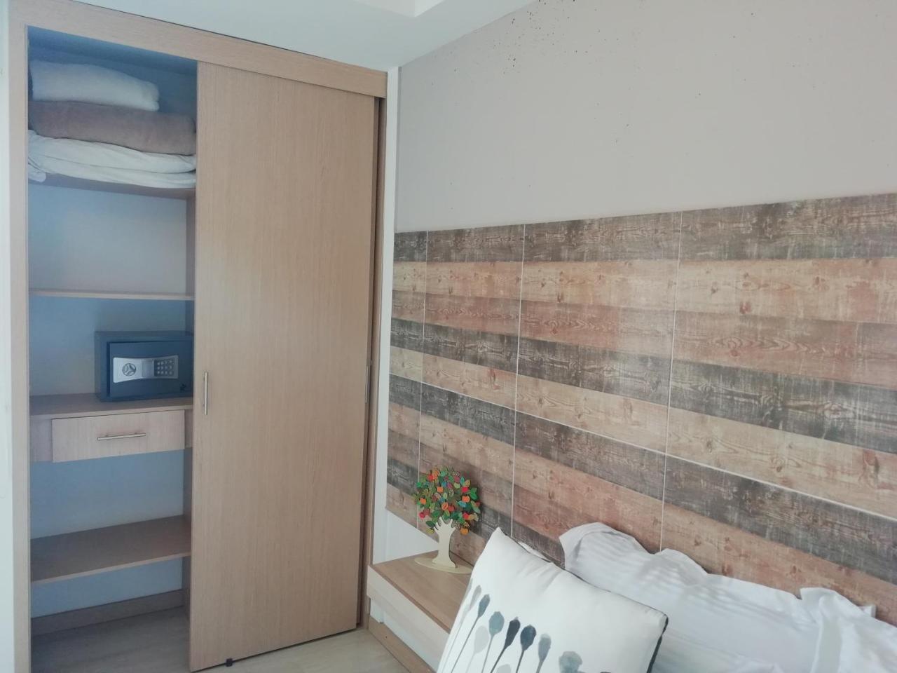 Apartasuite Laureles Cmc 3* Medellin